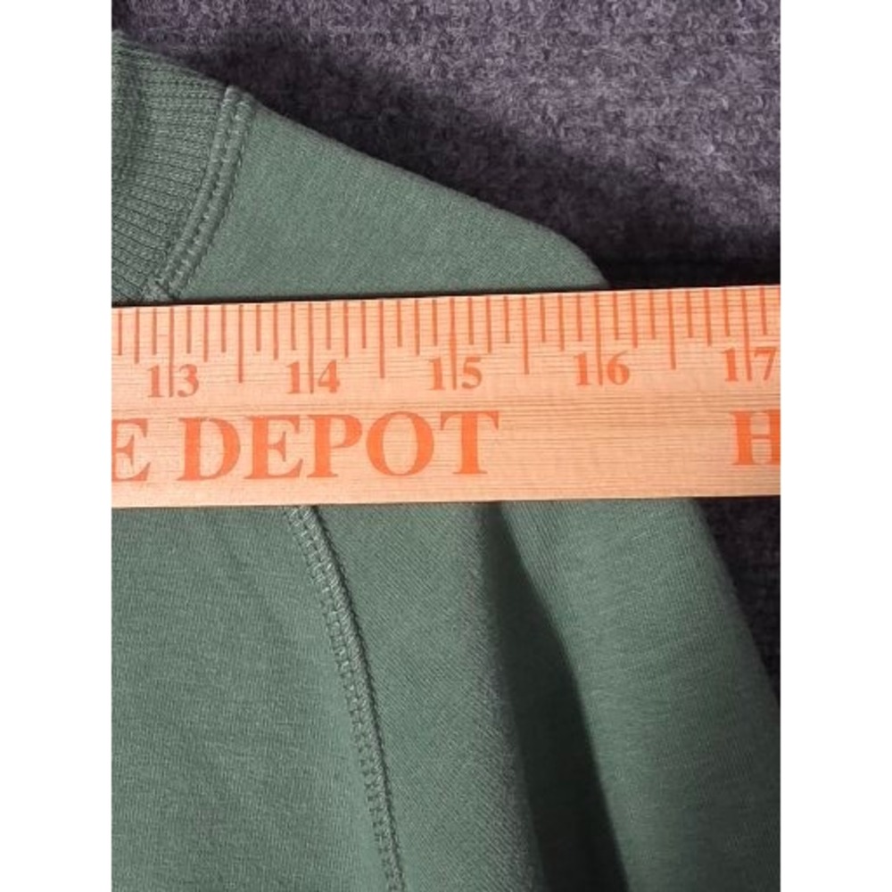 LL Bean Mens Graphic Crewneck Sweatshirt Sage Green Freeport Maine M Tall 515601 - Picture 4 of 9
